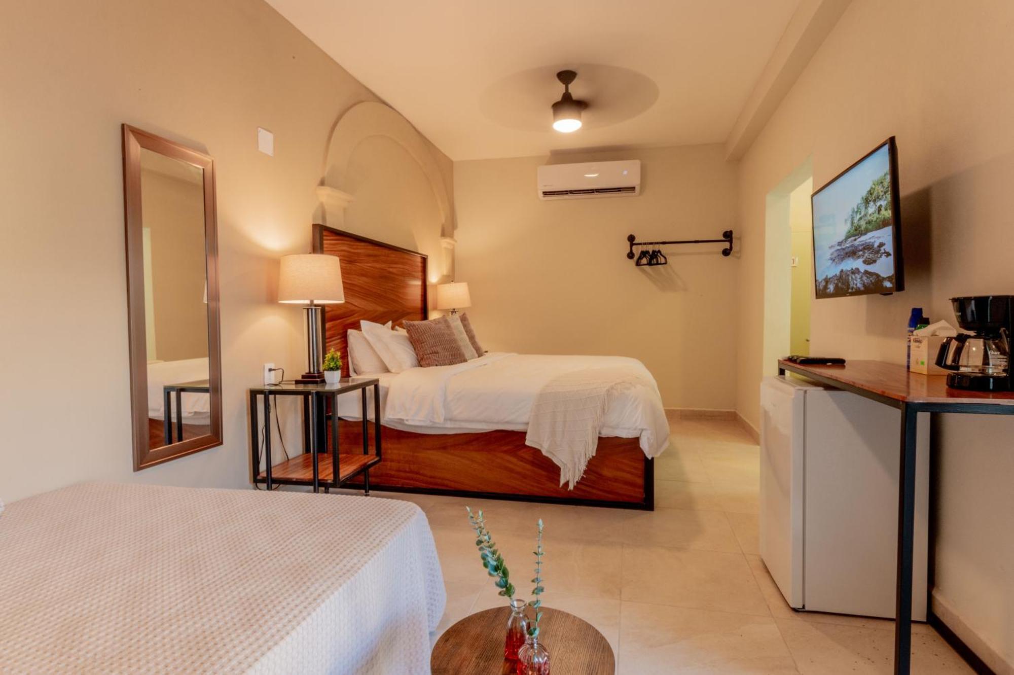 Casa Victoria Malecon - Adults Only Otel Puerto Vallarta Dış mekan fotoğraf