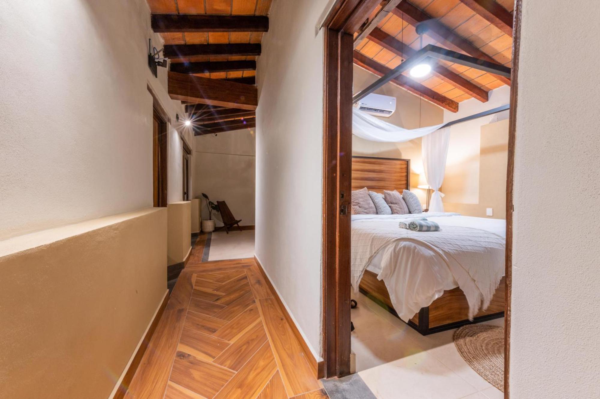 Casa Victoria Malecon - Adults Only Otel Puerto Vallarta Dış mekan fotoğraf