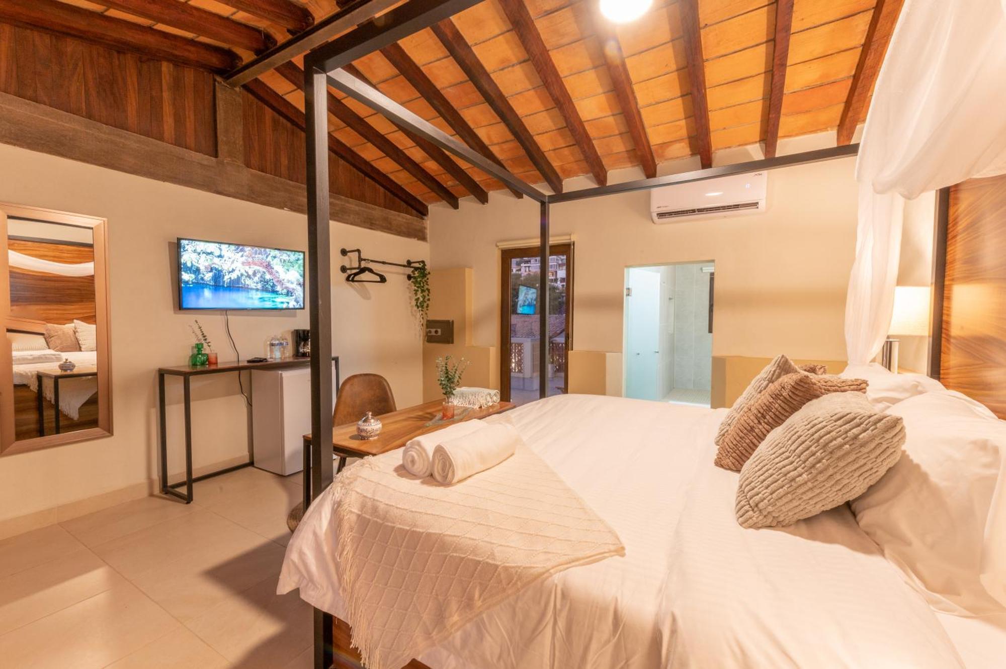Casa Victoria Malecon - Adults Only Otel Puerto Vallarta Dış mekan fotoğraf