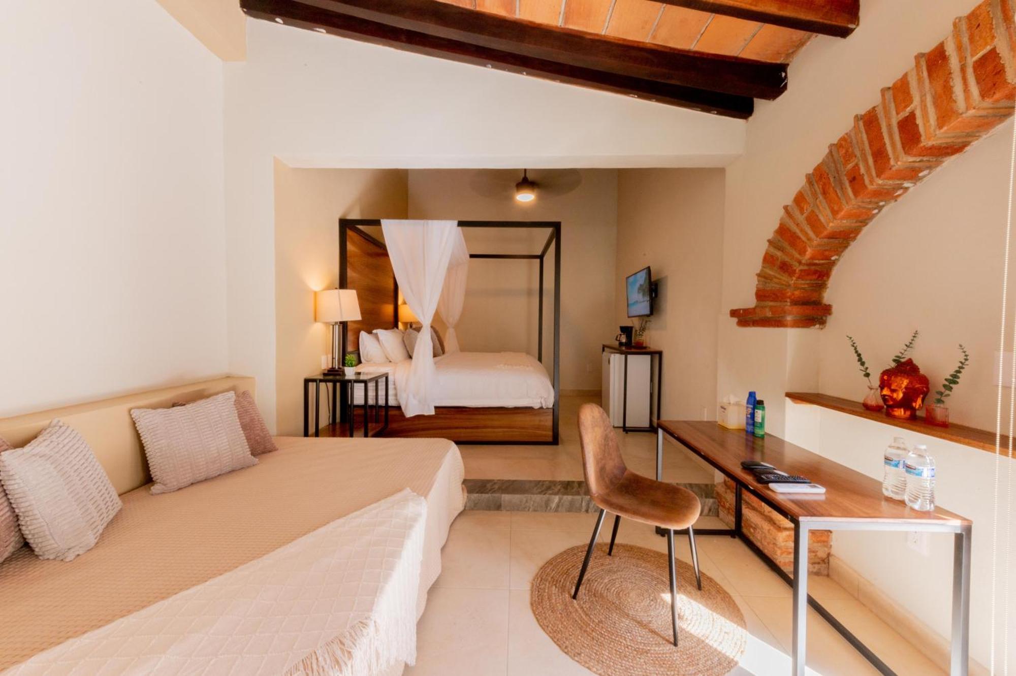 Casa Victoria Malecon - Adults Only Otel Puerto Vallarta Dış mekan fotoğraf