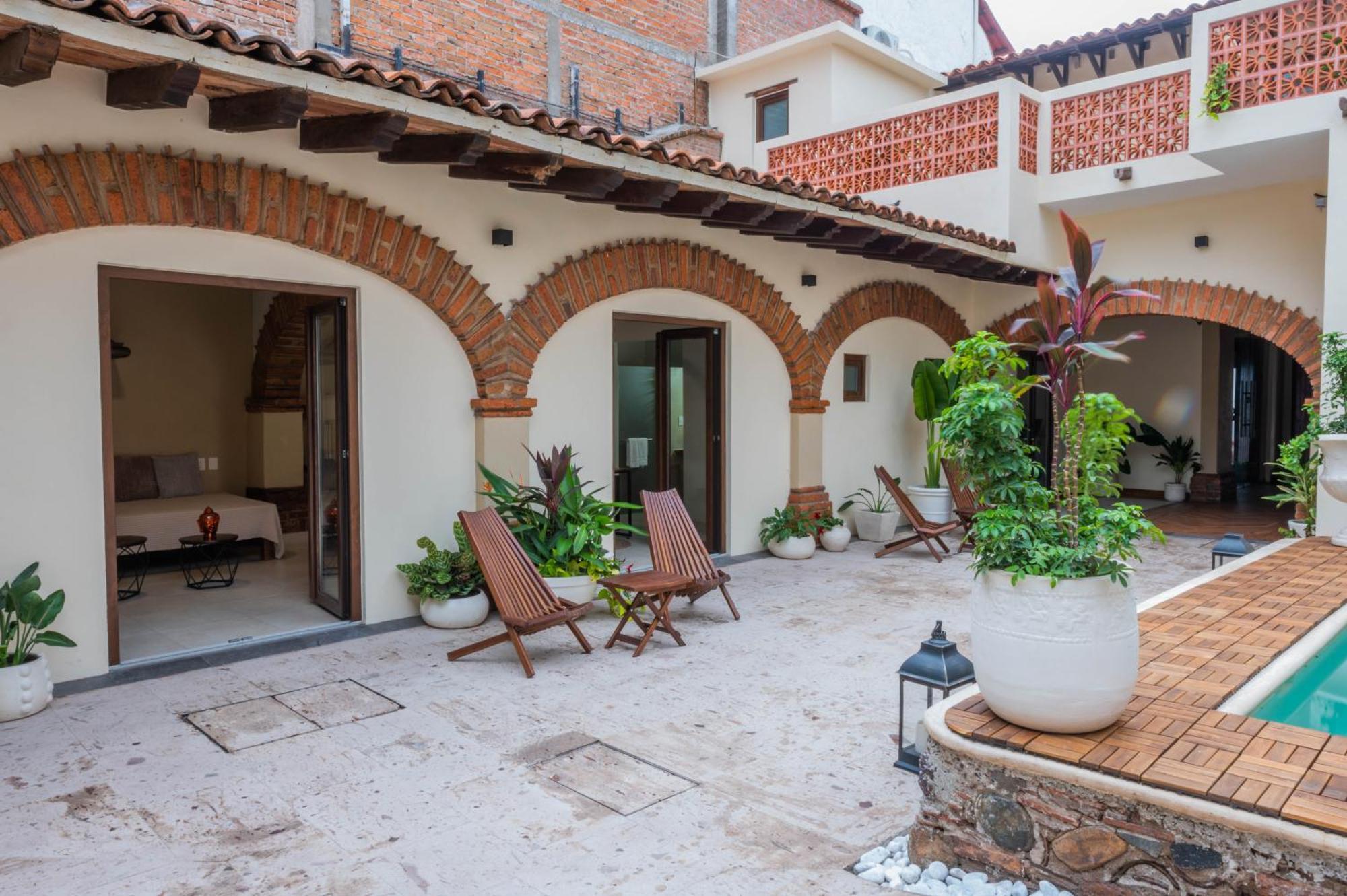 Casa Victoria Malecon - Adults Only Otel Puerto Vallarta Dış mekan fotoğraf